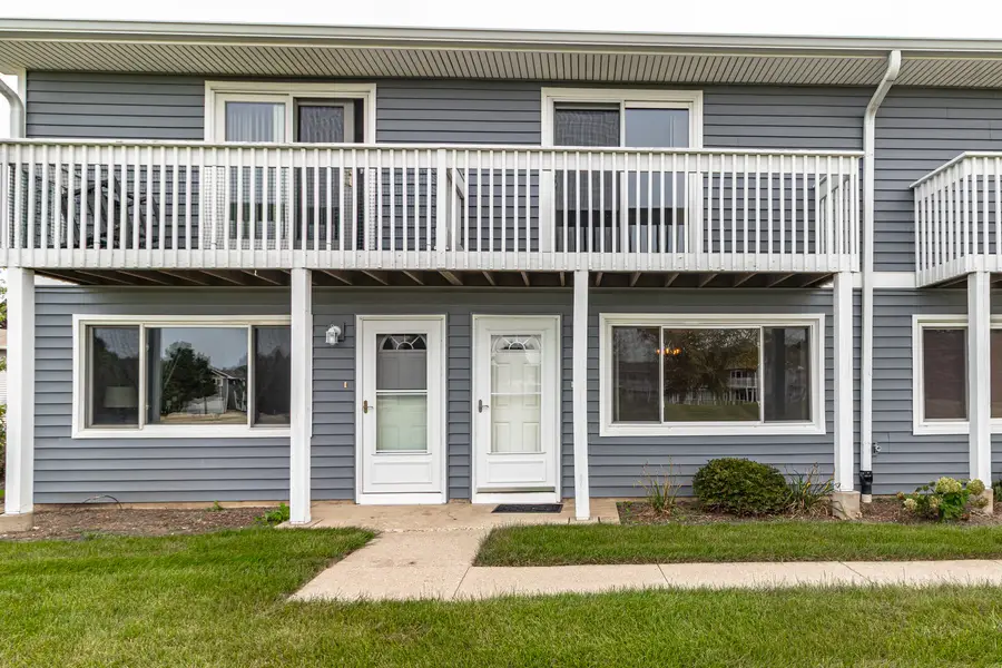 17346 W Maple Lane, Gurnee, IL 60031 - #2