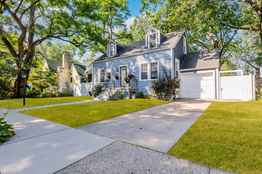 9330 S 50th Avenue, Oak Lawn, IL 60453 - #3