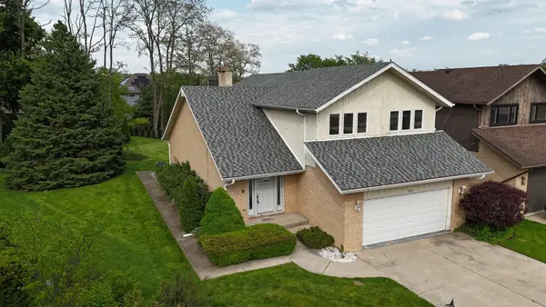 8315 Helen Court, Downers Grove, IL 60516