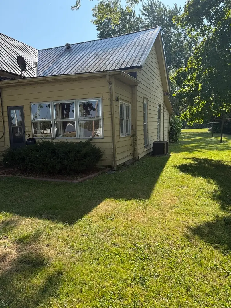 702 Penina Street, Pinckneyville, IL 62274 - #2