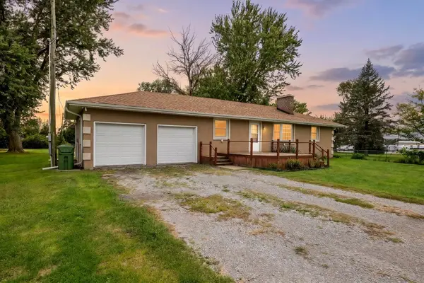 11037 141st Street, Davenport, IA 52804