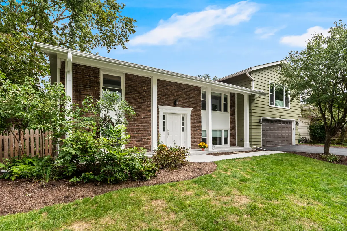 28 Ashlawn Avenue, Oswego, IL 60543 - #1