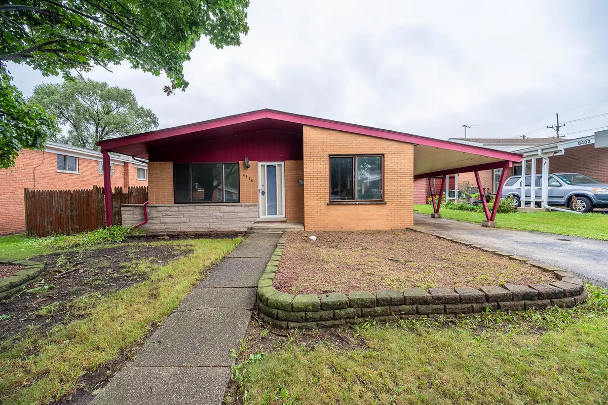 8410 W Bruce Drive, Niles, IL 60714 - #1