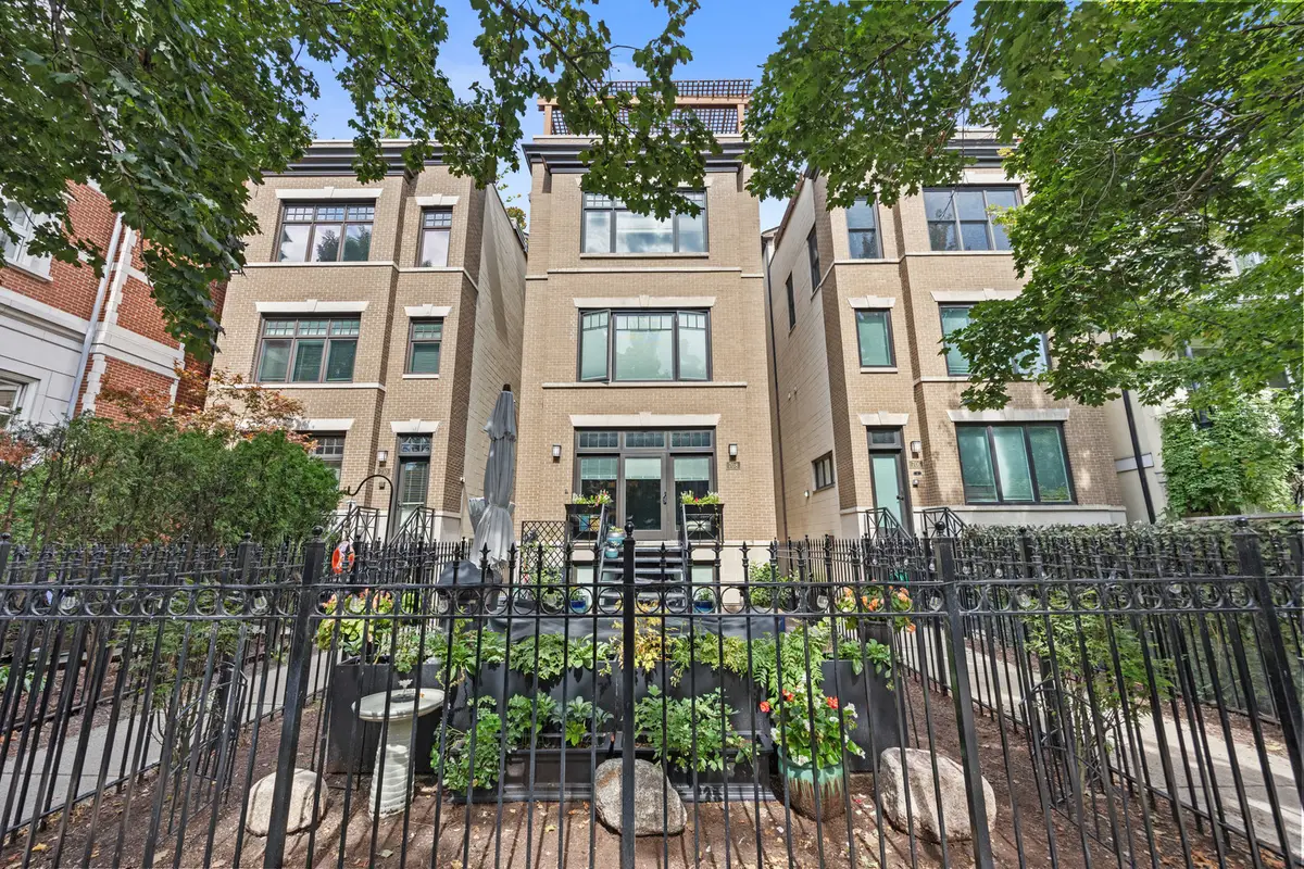 708 W Schubert Avenue #B, Chicago, IL 60614 - #1