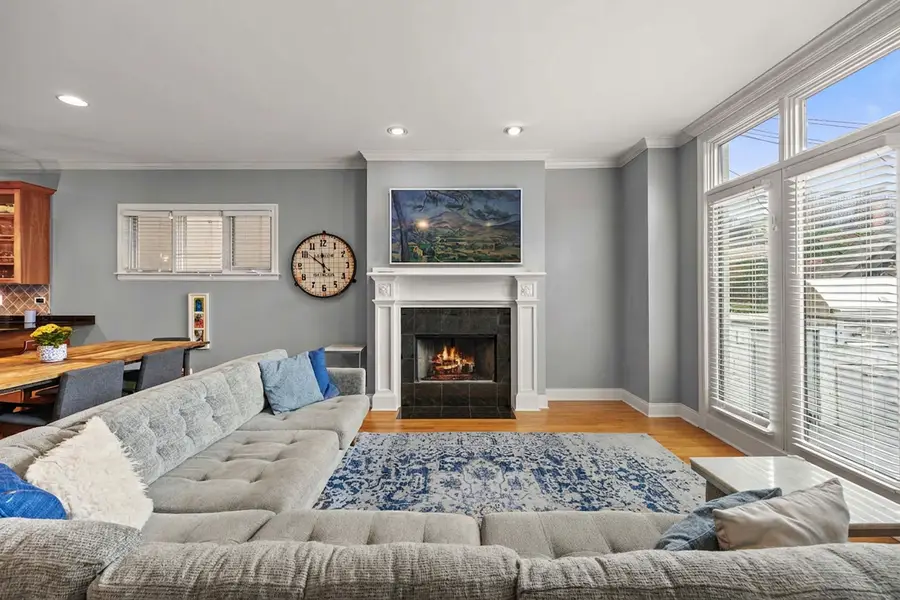 708 W Schubert Avenue #B, Chicago, IL 60614 - #3