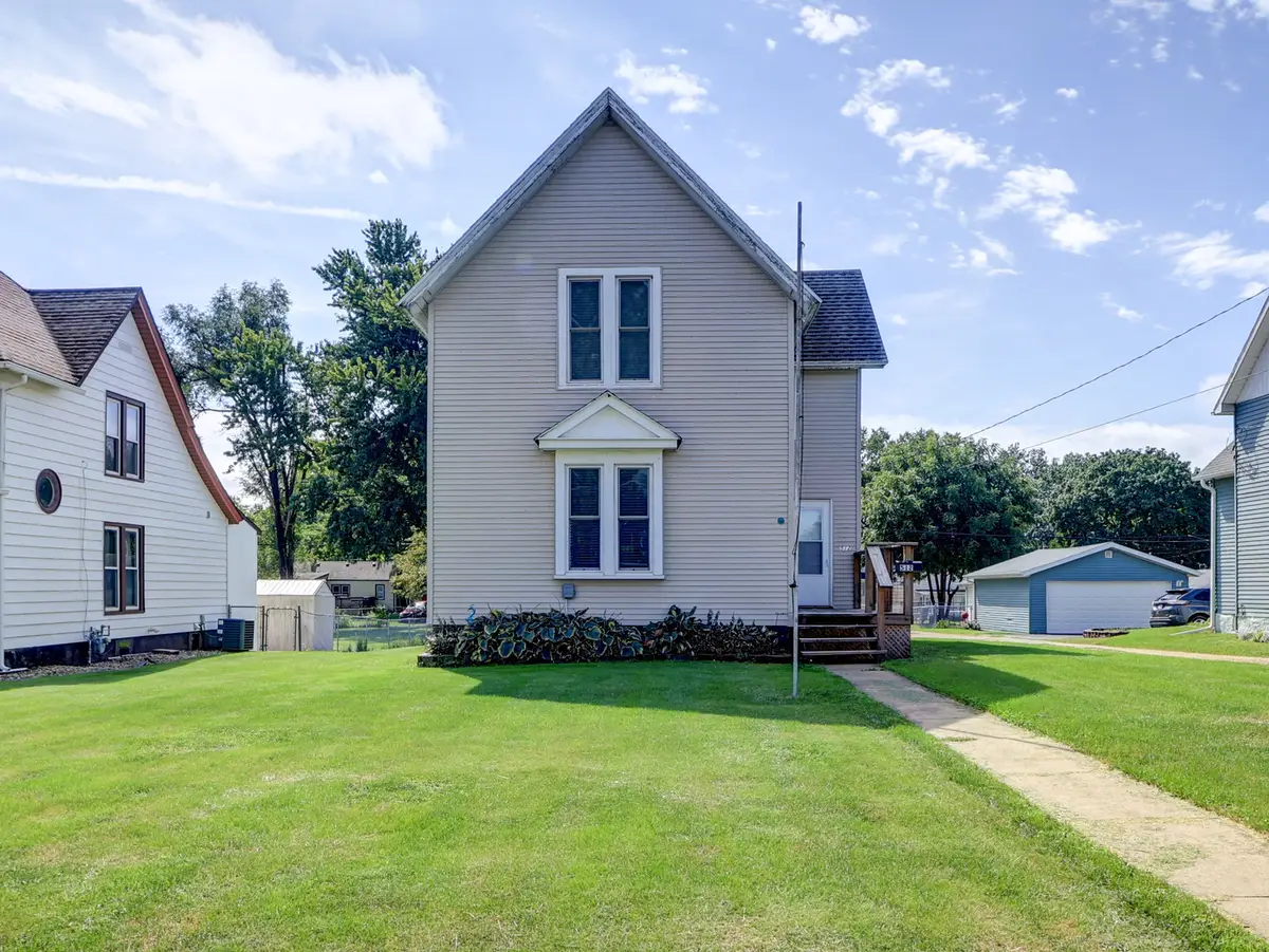 512 E 3rd Street, Rock Falls, IL 61071 - #1