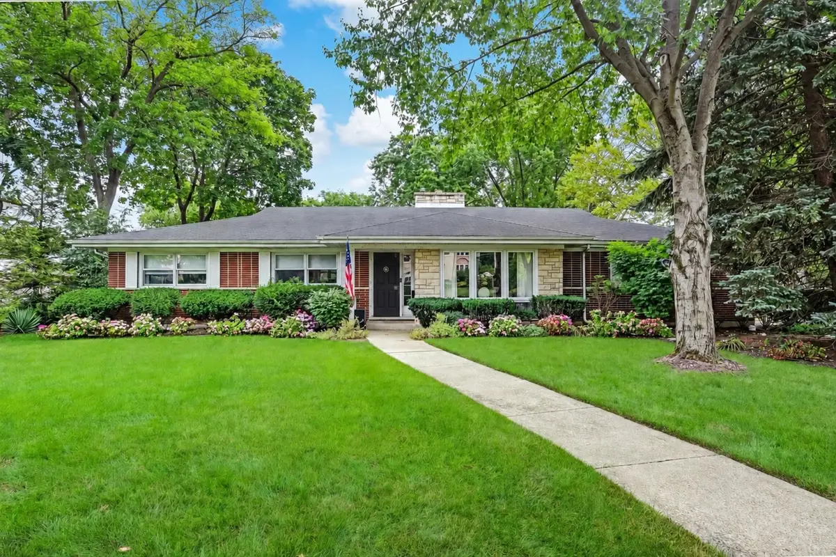 443 Blackstone Avenue, La Grange, IL 60525 - #1