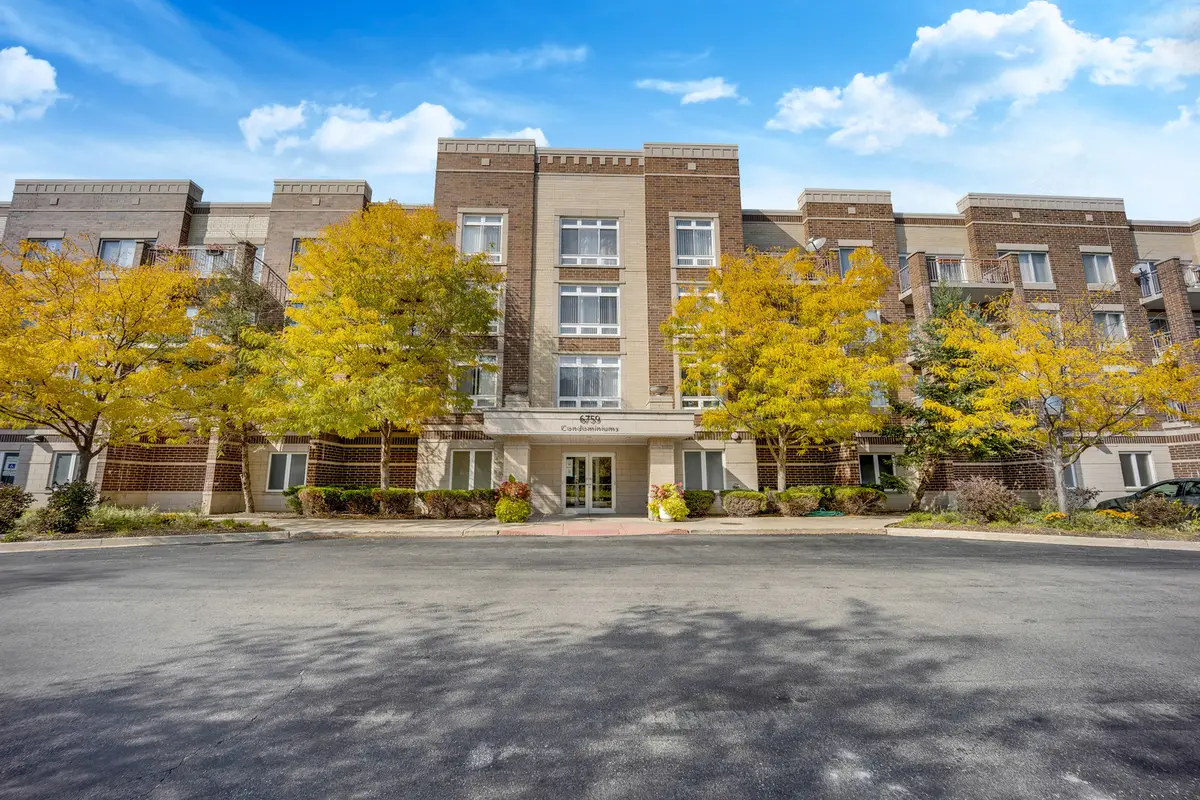 6759 W Forest Preserve Avenue #306, Chicago, IL 60634 - #1