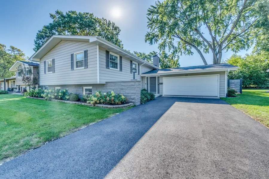631 Smith Road, Lisle, IL 60532 - #2
