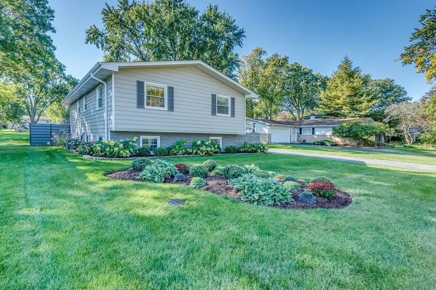 631 Smith Road, Lisle, IL 60532 - #3