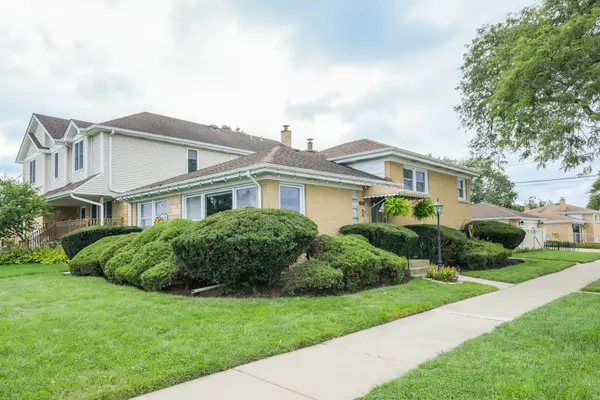 8662 N Ozark Avenue, Niles, IL 60714