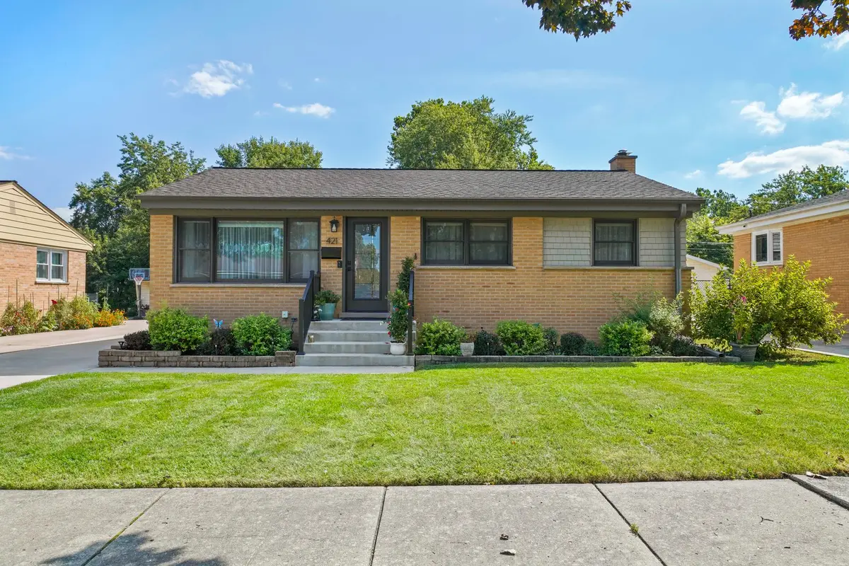 421 Vassar Lane, Des Plaines, IL 60016 - #1