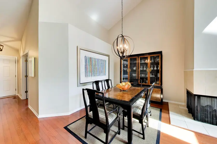 825 Fountain View Drive, Deerfield, IL 60015 - #3