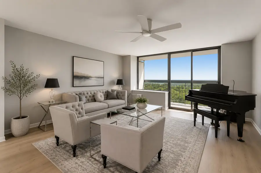 5201 S Cornell Street #16E, Chicago, IL 60615 - #3