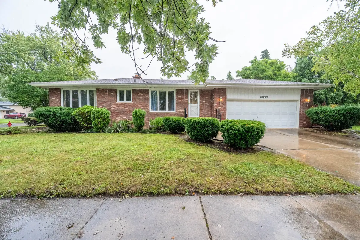 16407 Woodlawn Avenue E, South Holland, IL 60473 - #1