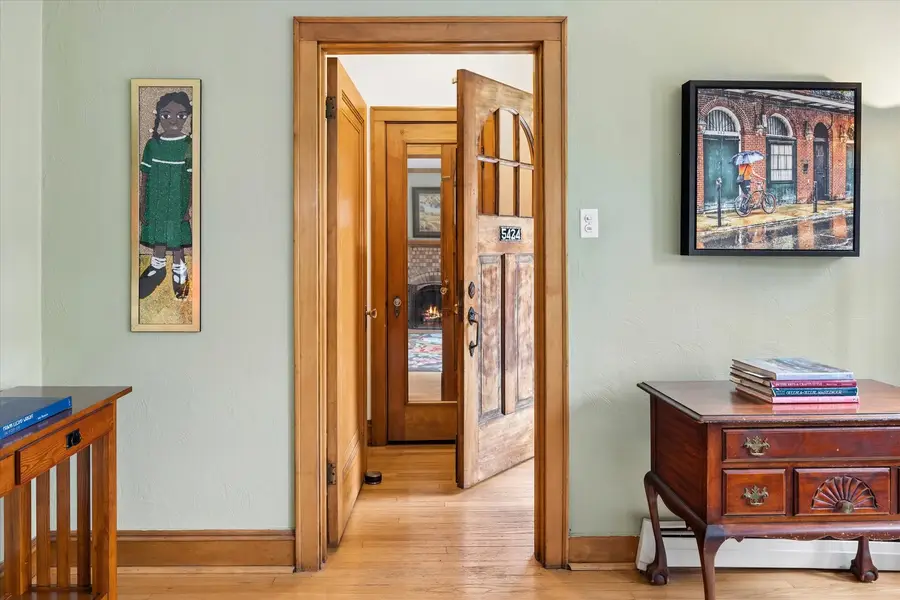 5424 W Waveland Avenue, Chicago, IL 60641 - #3