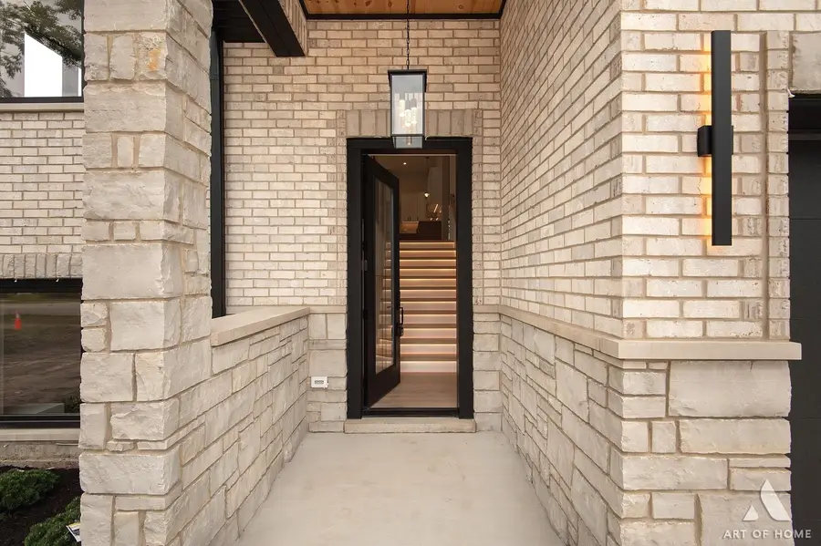 1039 North Avenue, Des Plaines, IL 60016 - #3