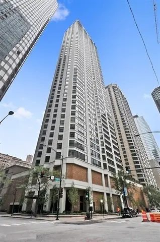 400 E Ohio Street #4402, Chicago, IL 60611 - #1