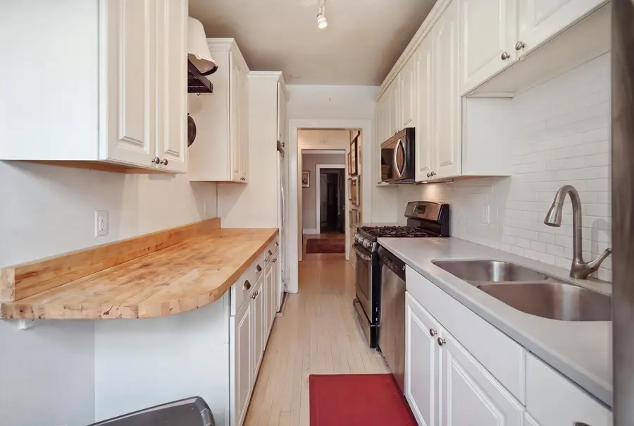 826 Judson Avenue #2, Evanston, IL 60202 - #3