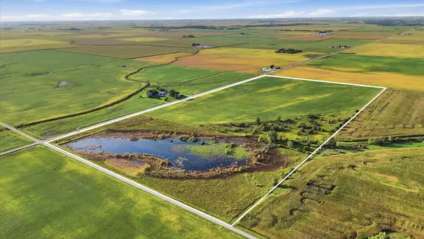 00 N 3300 E Road, Strawn, IL 61775