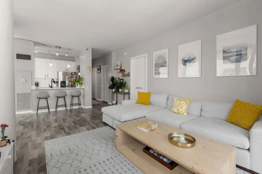 210 S Desplaines Street #1901, Chicago, IL 60661 - #2