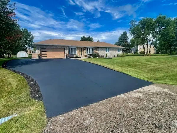 13N568 Gunpowder Lane, Elgin, IL 60123