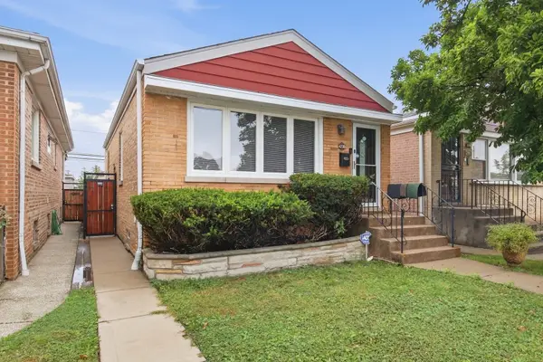 6230 W Foster Avenue, Chicago, IL 60630