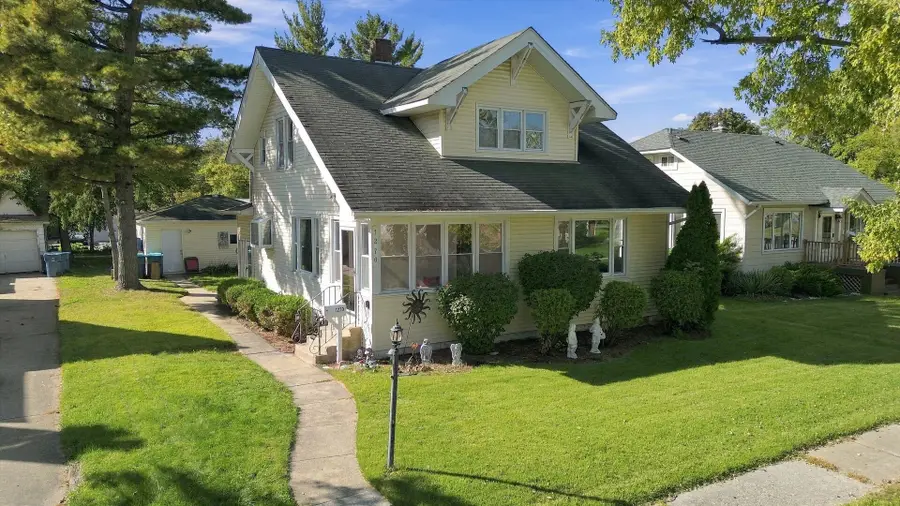 1270 Wood Street, Crete, IL 60417 - #2