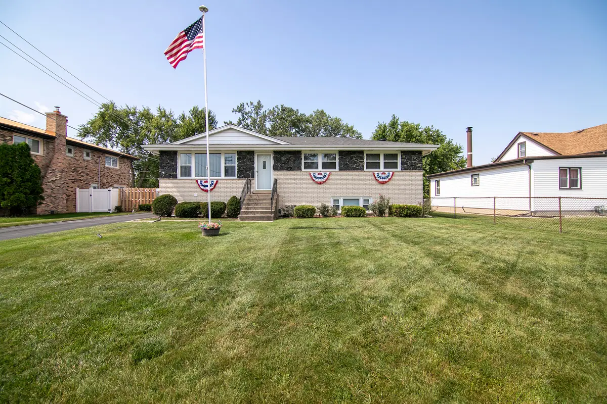 7416 S Octavia Avenue, Bridgeview, IL 60455 - #1