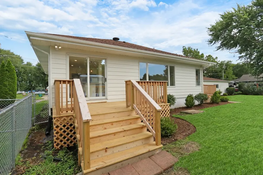 28 Lakeside Lane, Fox Lake, IL 60020 - #3