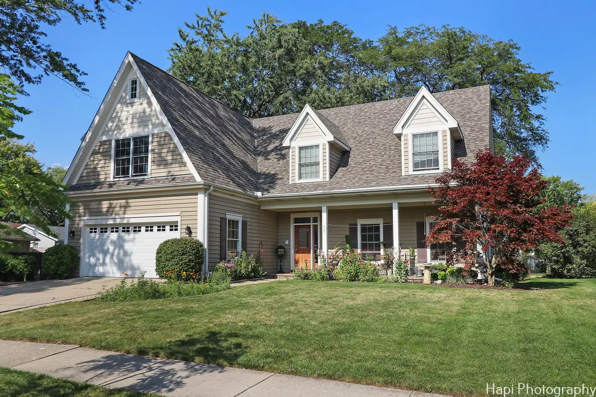 667 W Elk Grove Boulevard, Elk Grove Village, IL 60007 - #1