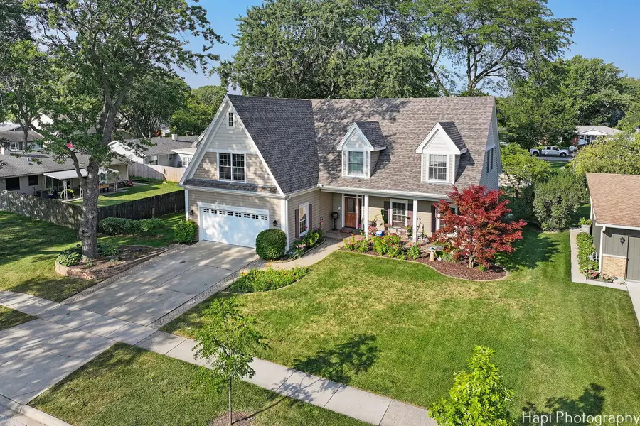 667 W Elk Grove Boulevard, Elk Grove Village, IL 60007 - #2