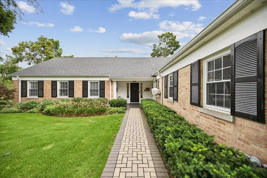 1043 Old Elm Lane, Glencoe, IL 60022 - #3