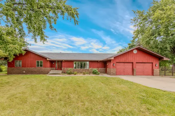 2606 E 28th Road, Marseilles, IL 61341