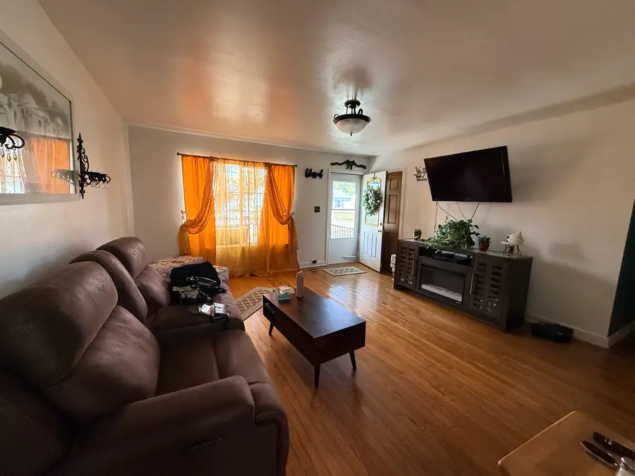 525 Laurel Avenue, Romeoville, IL 60446 - #3