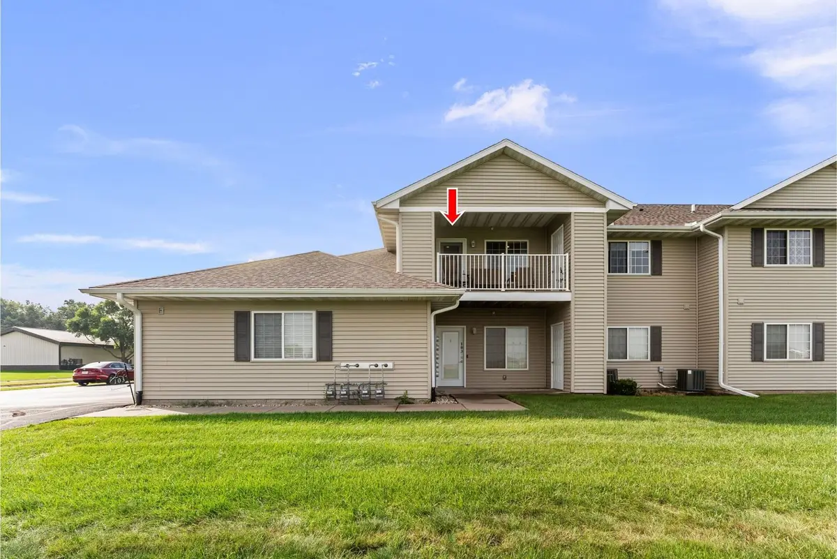 440 E Franklin Street #203, Eldridge, IA 52748 - #1