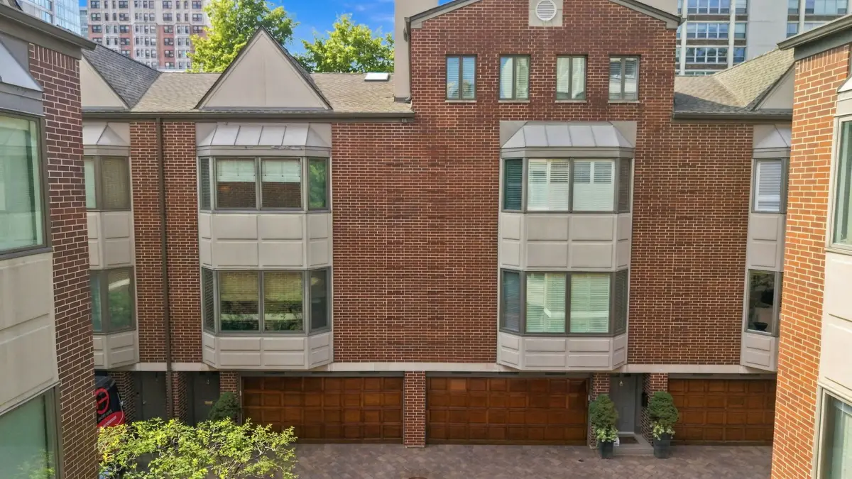 55 W Goethe Street #1232, Chicago, IL 60610 - #1