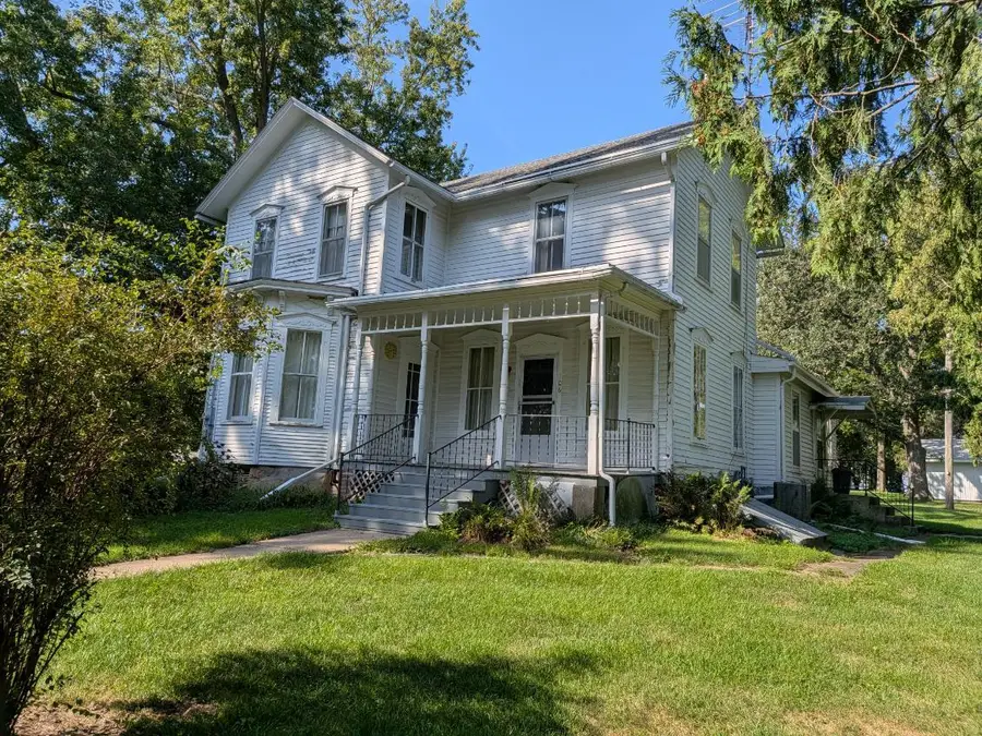 106 N Broadway Street, Baileyville, IL 61007 - #2