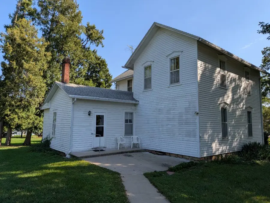 106 N Broadway Street, Baileyville, IL 61007 - #3