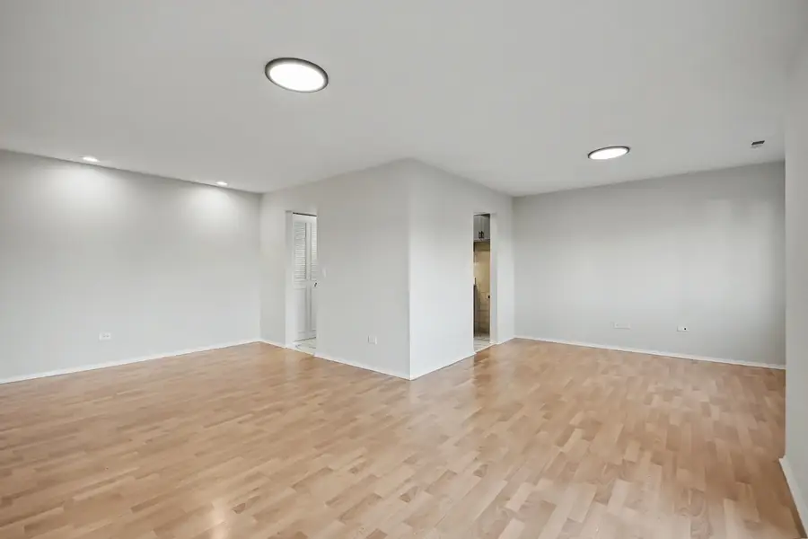 414 Clinton Place #206, River Forest, IL 60305 - #3