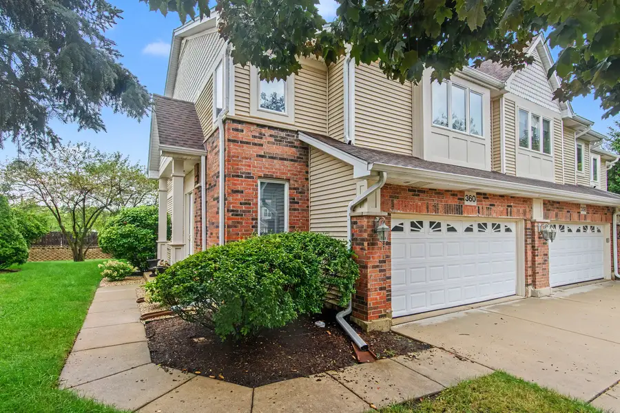 360 Parkview Terrace, Buffalo Grove, IL 60089 - #3