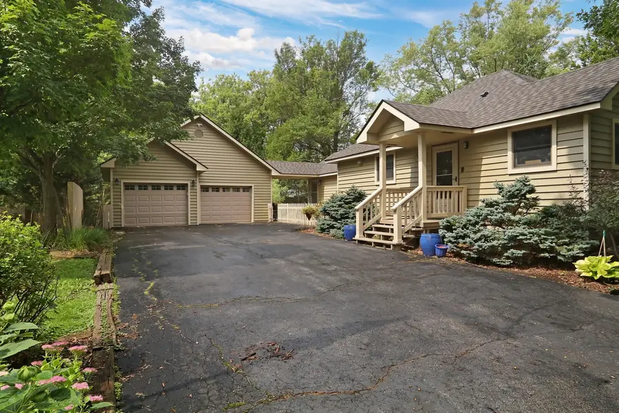 1036 Charles Avenue, Gurnee, IL 60031 - #3
