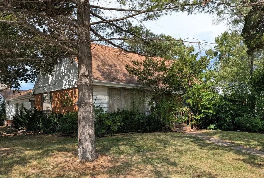 8816 Olympic Drive, Bridgeview, IL 60455 - #3