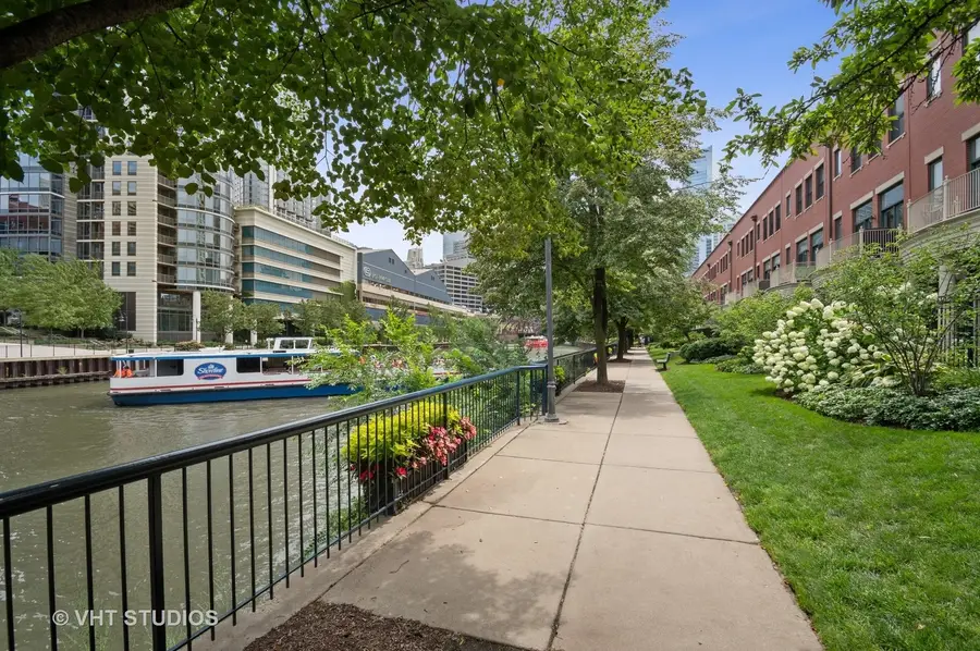 501 N Clinton Street #704, Chicago, IL 60654 - #2