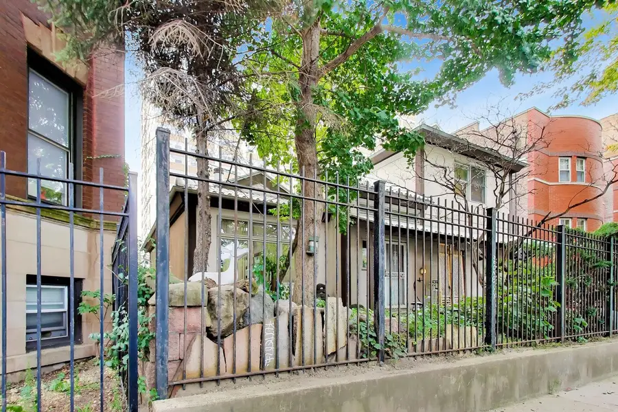 915 W Lawrence Avenue, Chicago, IL 60640 - #3
