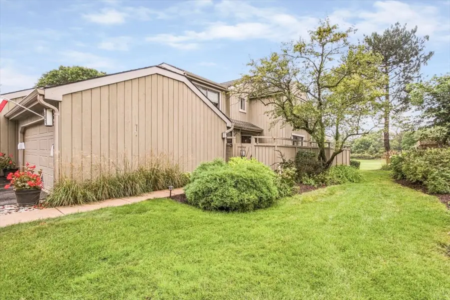 862 Oak Hill Road #504, Lake Barrington, IL 60010 - #2