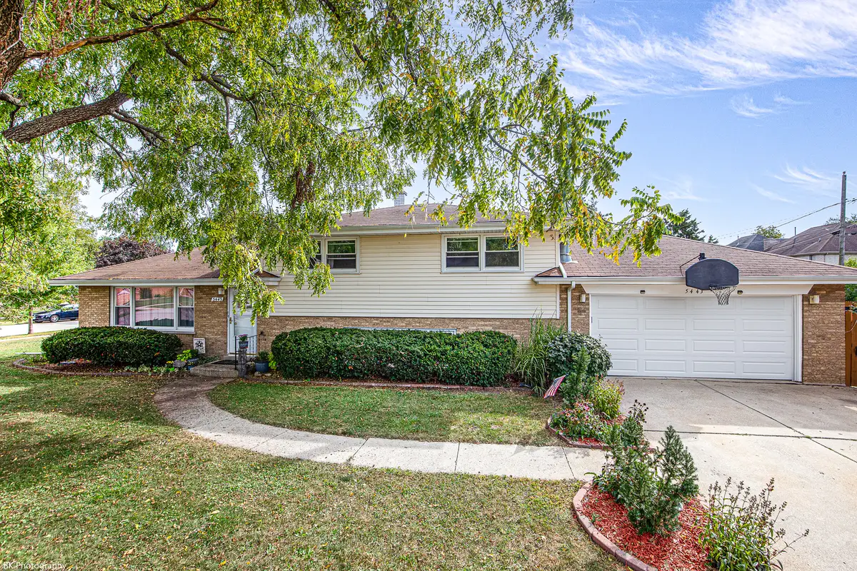 5443 W 83 Place, Burbank, IL 60459 - #1