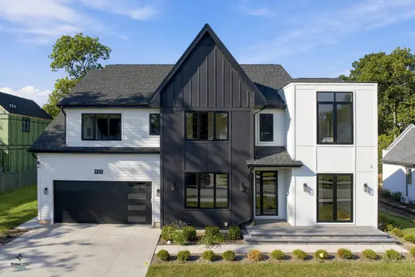 425 Forest Edge Drive, Glencoe, IL 60022