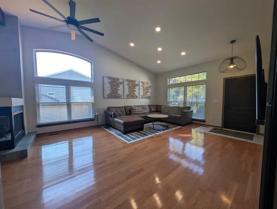 168 Woodlet Lane, Bolingbrook, IL 60490 - #2