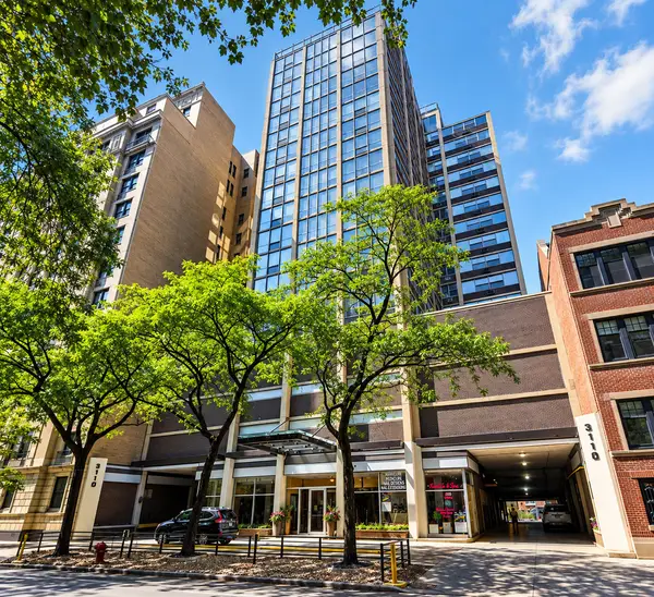 3110 N Sheridan Road #1407, Chicago, IL 60657